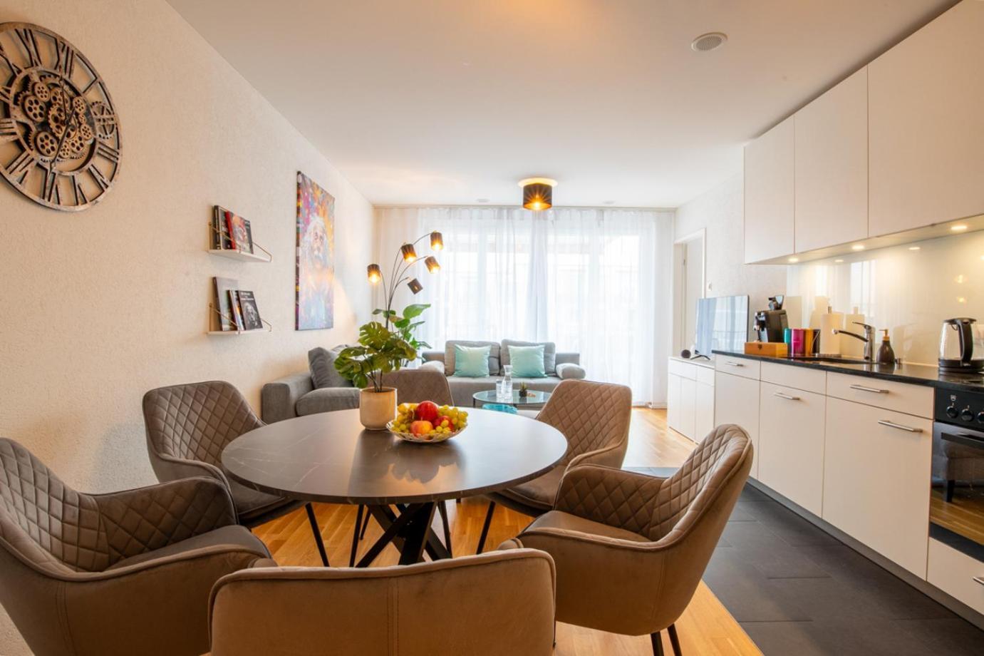 Special Einstein II Apartment Basel, Messe Kleinbasel 10-Star Kültér fotó